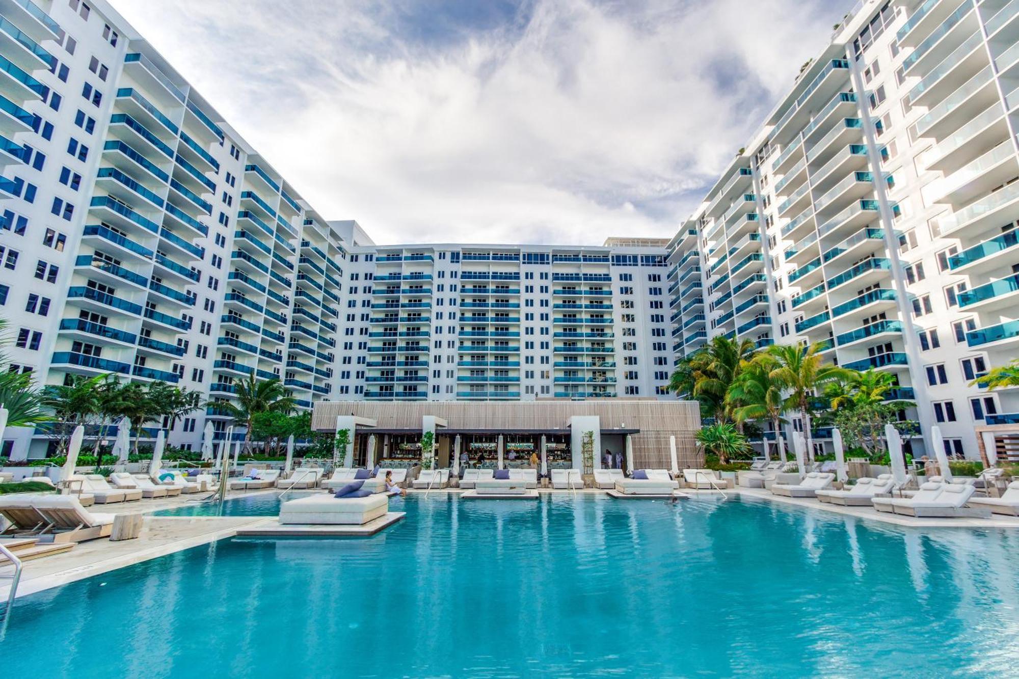 1 Hotel & Homes Miami Beach Oceanfront Residence Suites By Joe Semary מראה חיצוני תמונה